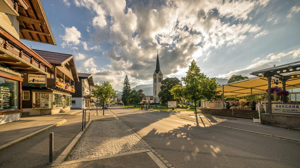 Alpen Select Lodge Kleinwalsertal 里茨勒恩 外观 照片