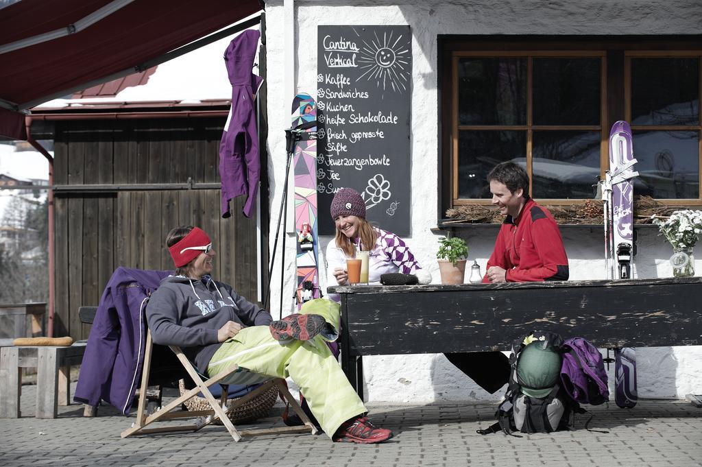 Alpen Select Lodge Kleinwalsertal 里茨勒恩 外观 照片