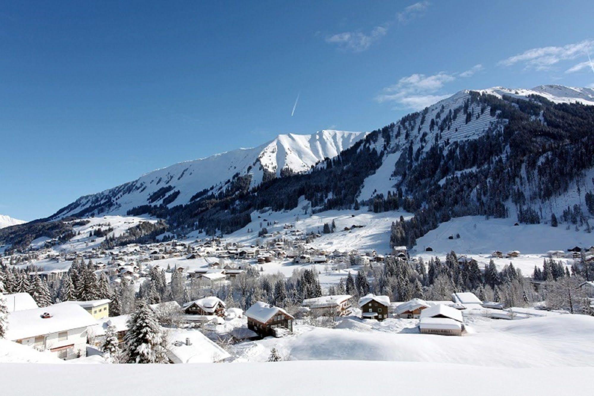 Alpen Select Lodge Kleinwalsertal 里茨勒恩 外观 照片