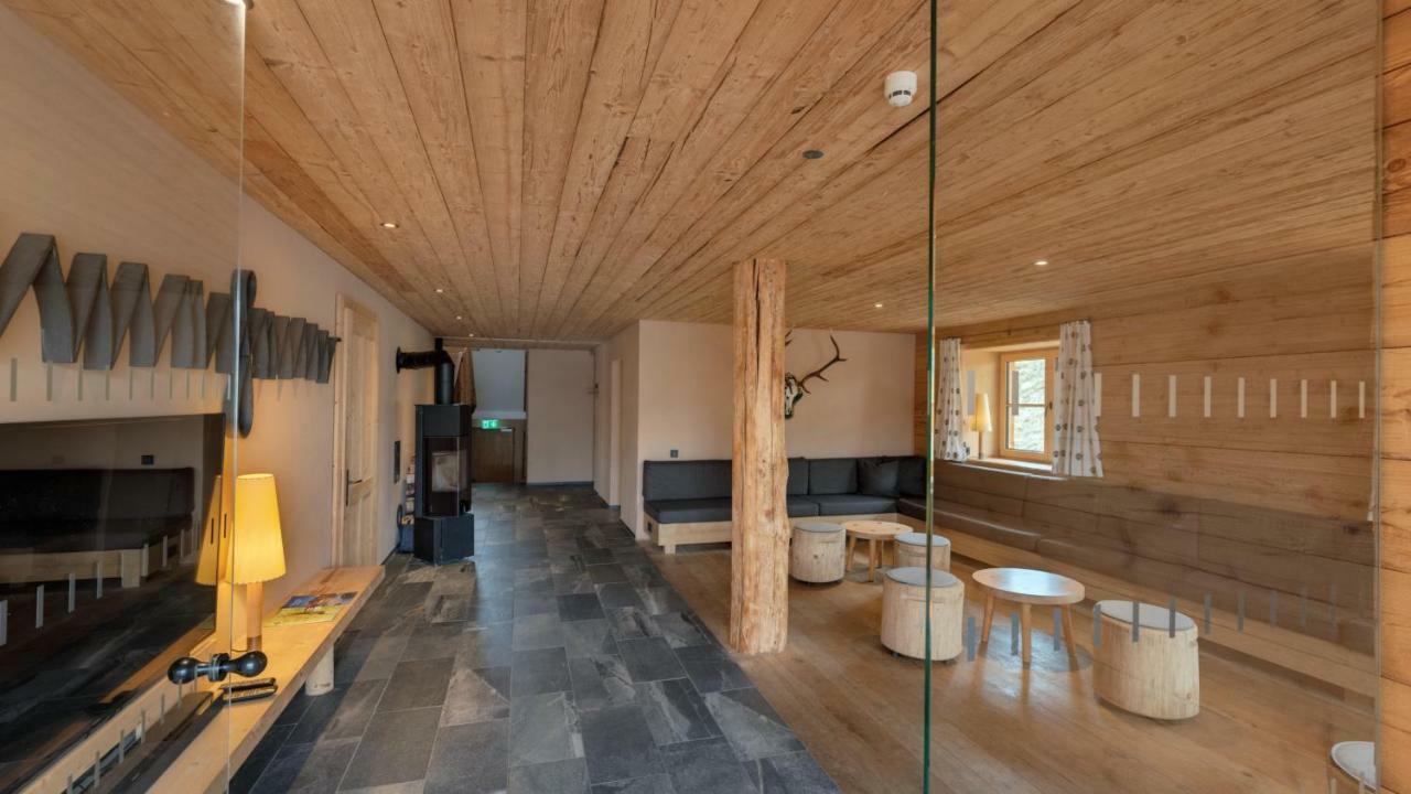 Alpen Select Lodge Kleinwalsertal 里茨勒恩 外观 照片